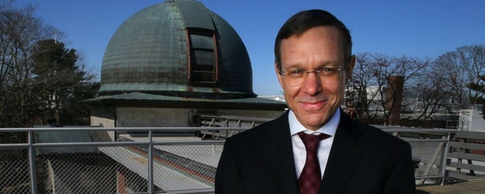 Astrofísico acredita que tecnologia alienígena caiu na Terra