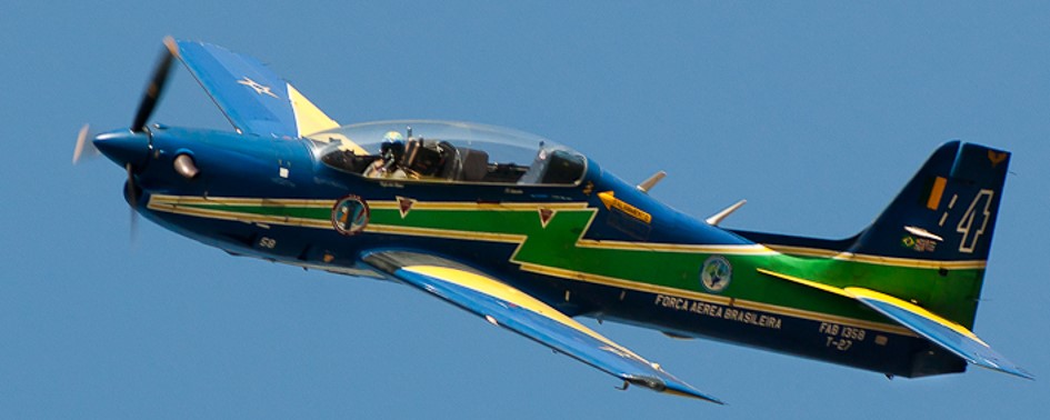 A Queda do Tucano da FAB A Queda do Tucano da FAB