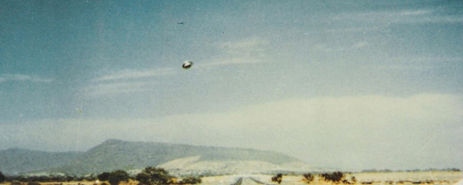 Fotografias de UFOs Feitas até 2000